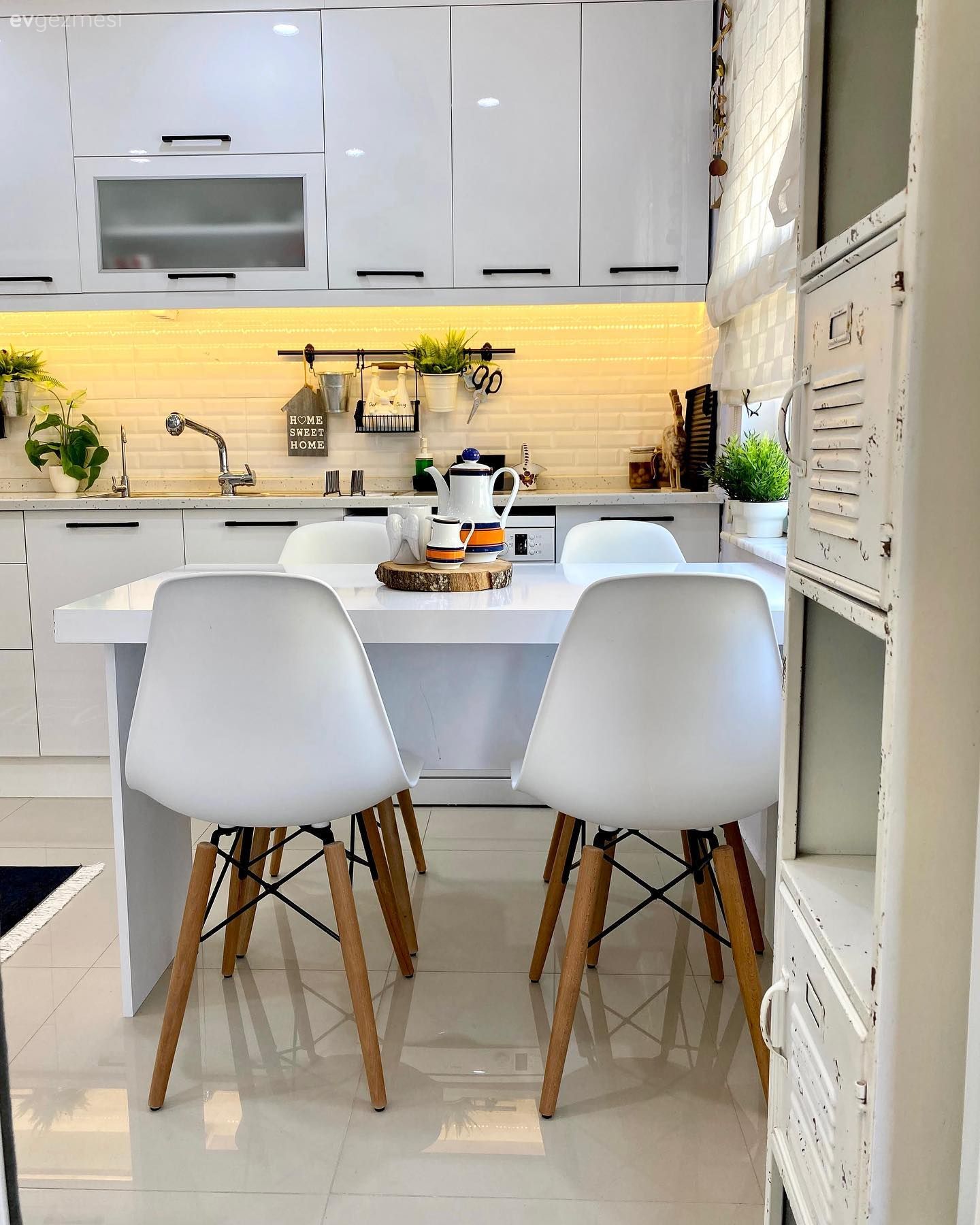 Bu Antalya Evinde Ferahlığın da Sıcaklığın da Ayarı Tam Kararında!