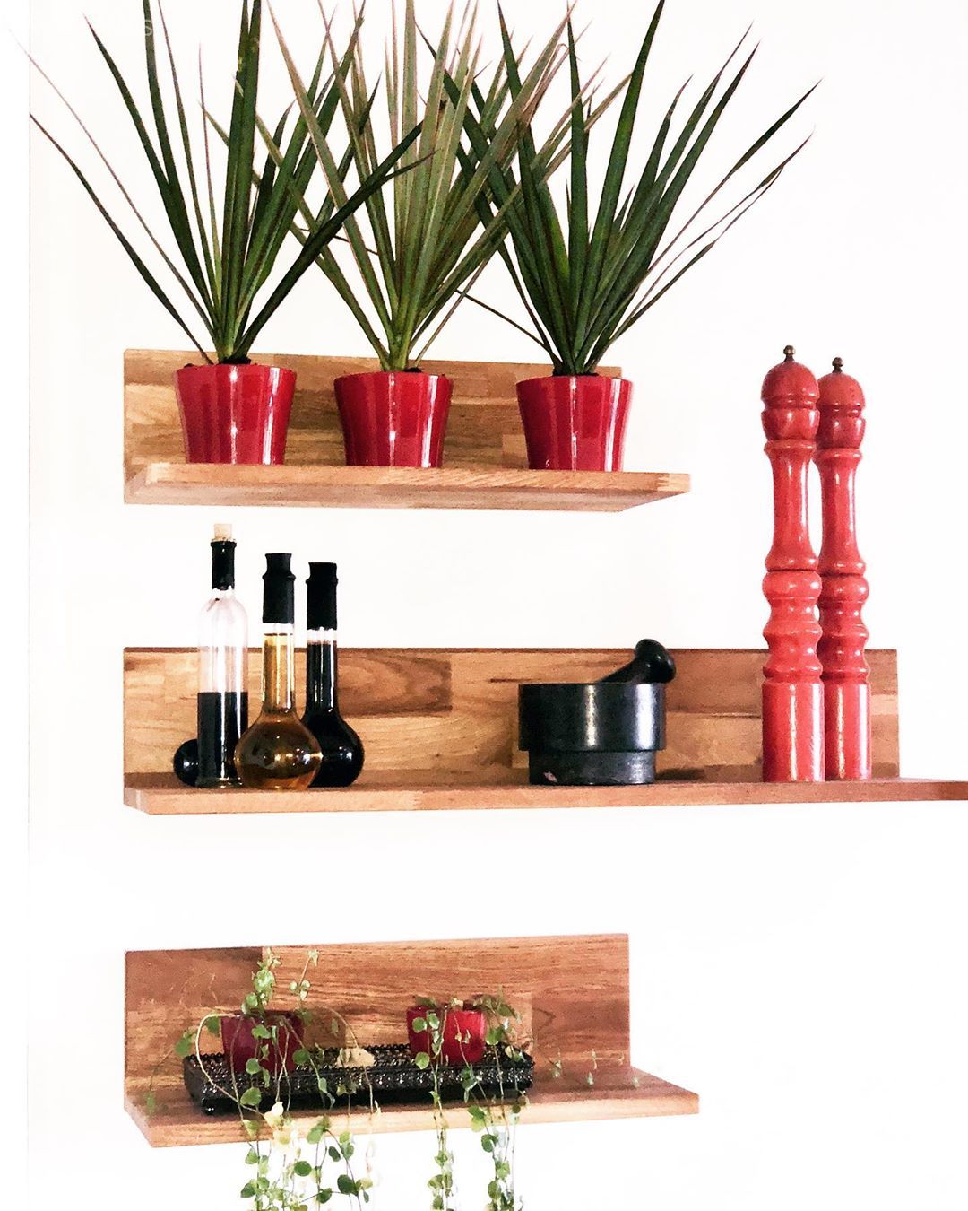 Mutfak aksesuarları, Mutfak, Duvar rafı, Duvar dekorasyonu, Siyah, Kırmızı