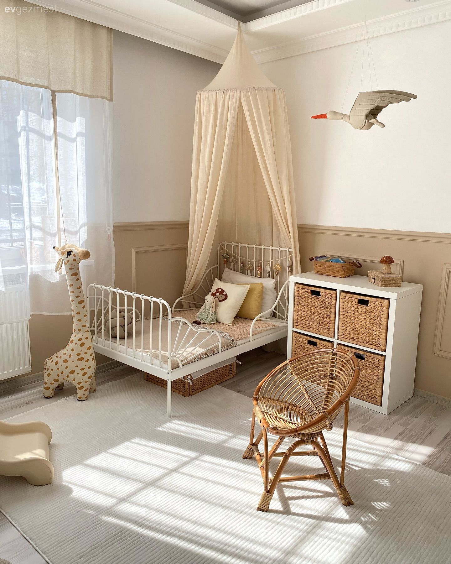 Bebeklikten Çocukluğa Geçişe Adapte Olan Bir Oda