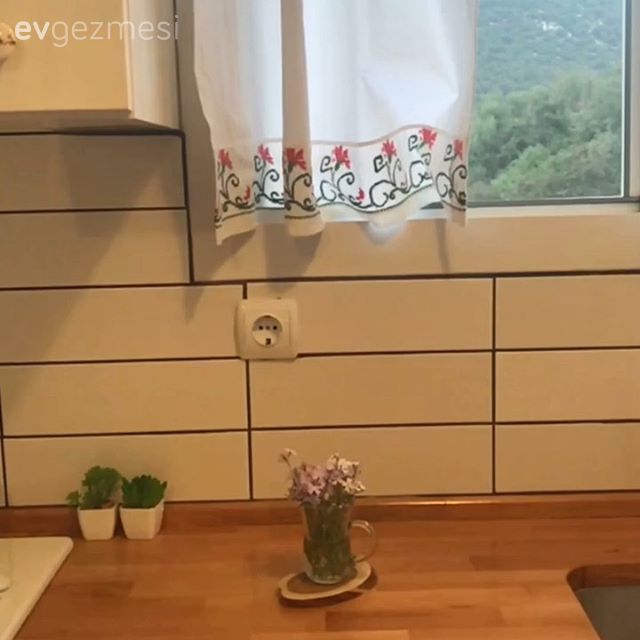 Mutfak tezgah arası, Tezgah arası seramik, Fon perde, Perde, Beyaz