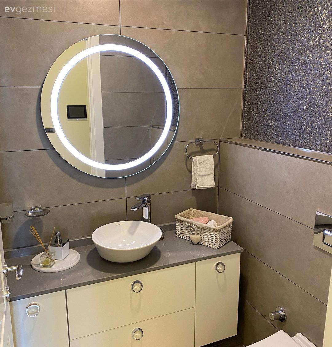 Banyo, Beyaz, Gri, Banyo seramikleri, Banyo dolabı, Banyo aynası