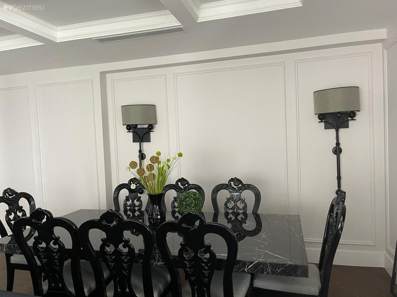 Yemek Odası, Beyaz, Siyah, Gri, Aplik, Aydınlatma, Duvar çıtalama, Sandalye, Yemek masası