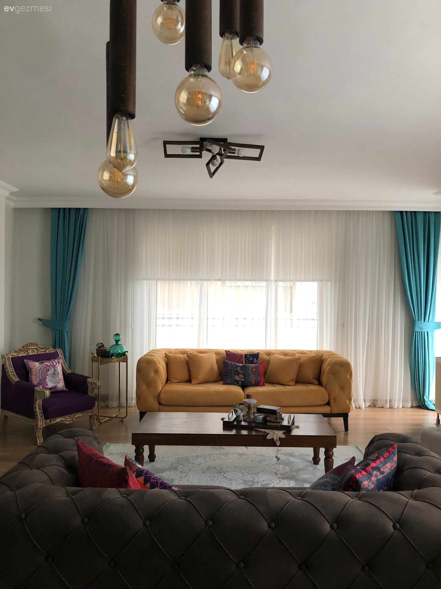 Bahçesi Yok Ama Yeşili Çok: Sürpriz Detaylarla Dolu İstanbul Evi!