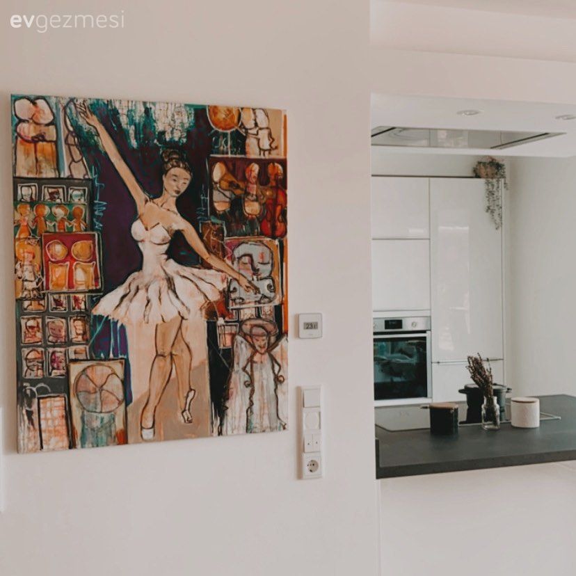 Bu Minimalist Evde Ortama Sıcaklık Katan Detaylar da Unutulmamış!