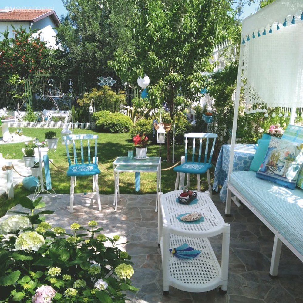Mavi, Beyaz, Bahçe, Bahçe oturma grubu, Bahçe masası, Sehpa, Sandalye