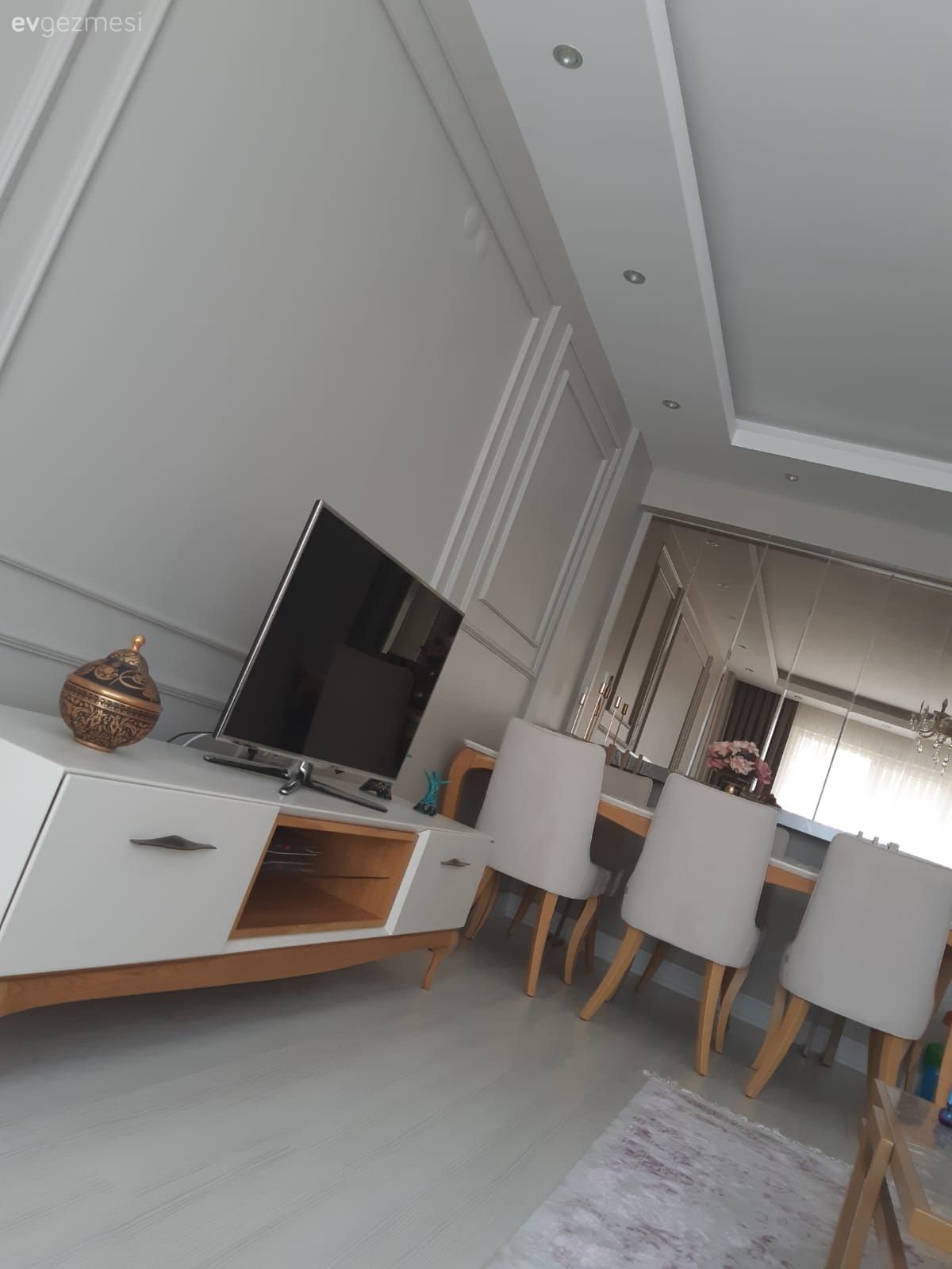 Bu Samsun Evinde Yeşilin Asaleti Beyazın Ferahlığına Karışmış!