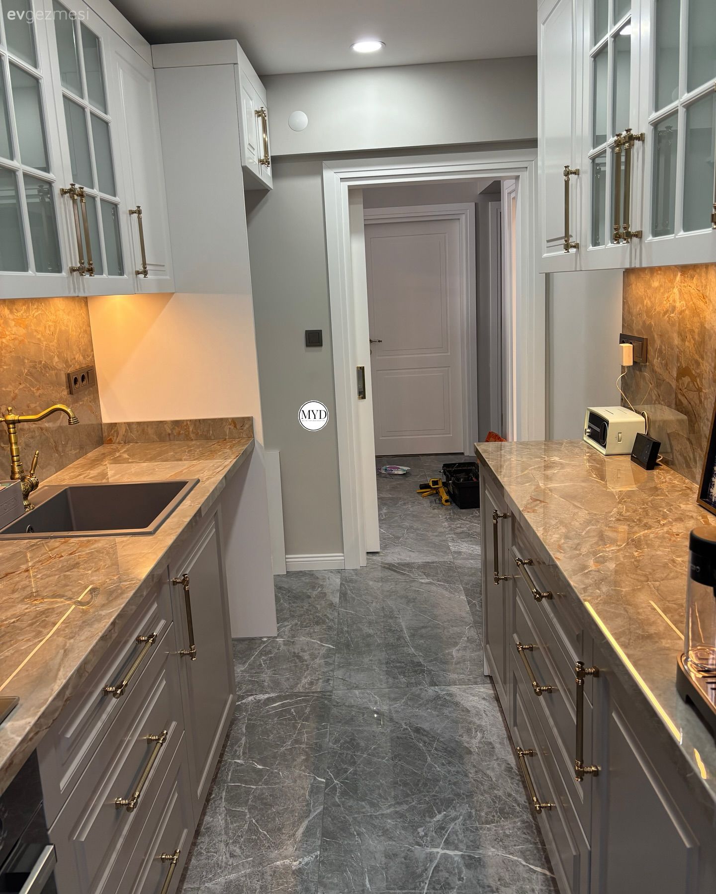 Mutfak ve Banyolar Yeni Halleriyle Modern Görünüme Geçmiş