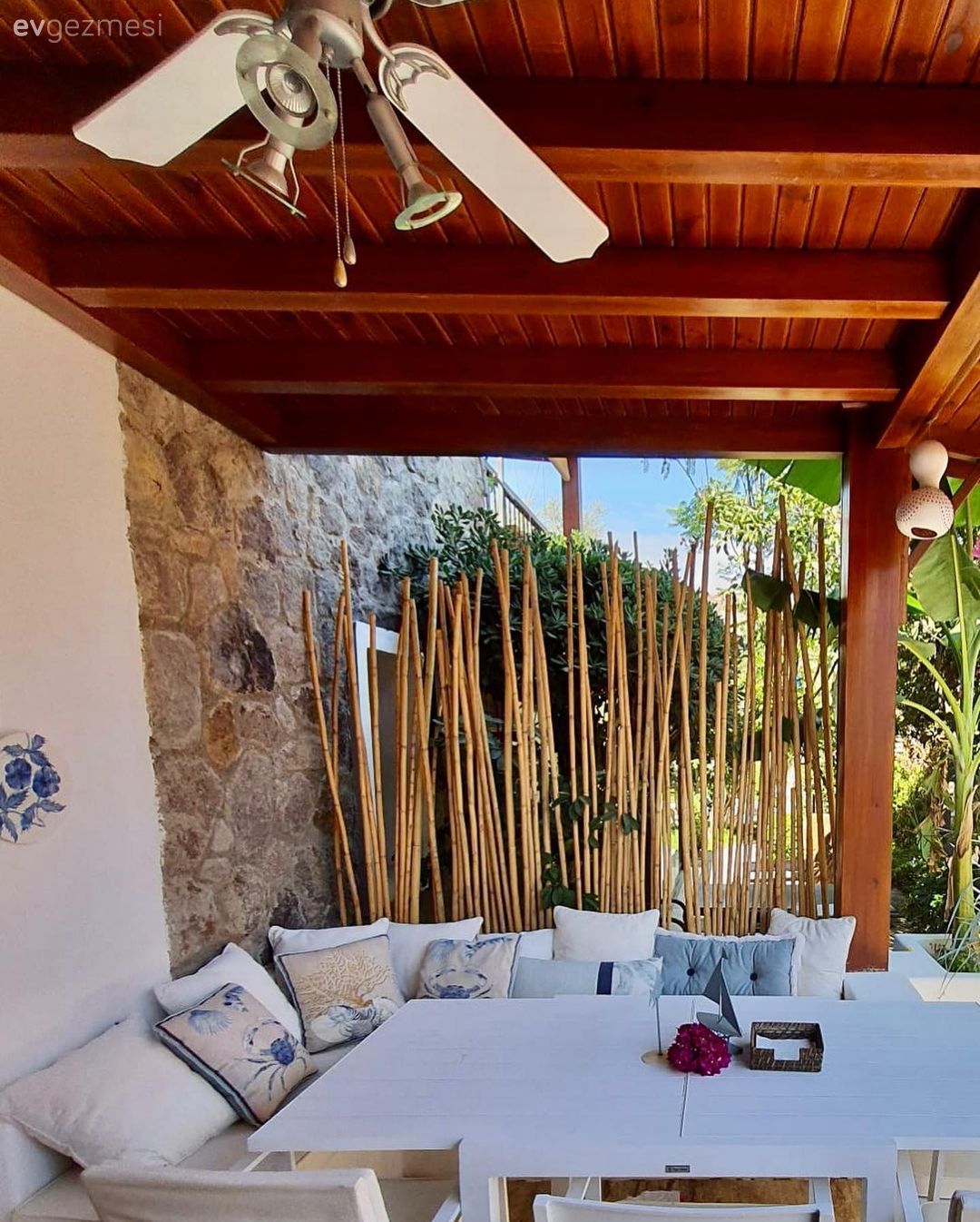 Bu Sıcak Evde Ahşabın Sesinin Duyulmadığı Köşe Yok!