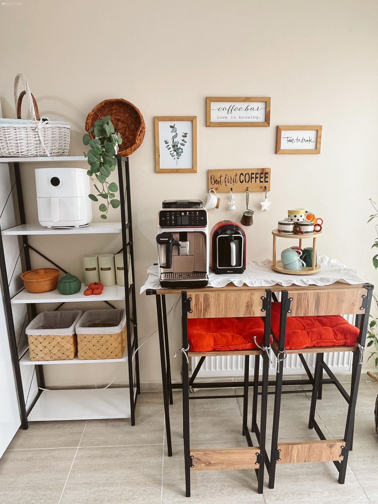 Bu Manisa Evinde Bohem Stil Sıcaklık Kaynağı!