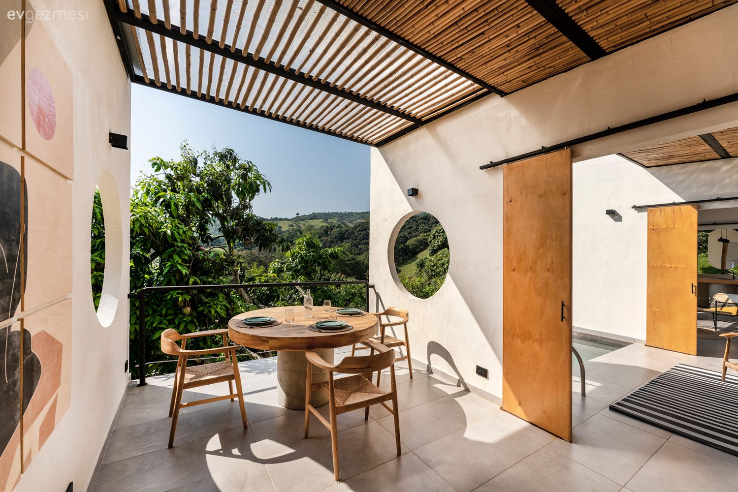 Manzaraya Saygı Duruşunda Bulunan 100 M2'lik Yazlık!