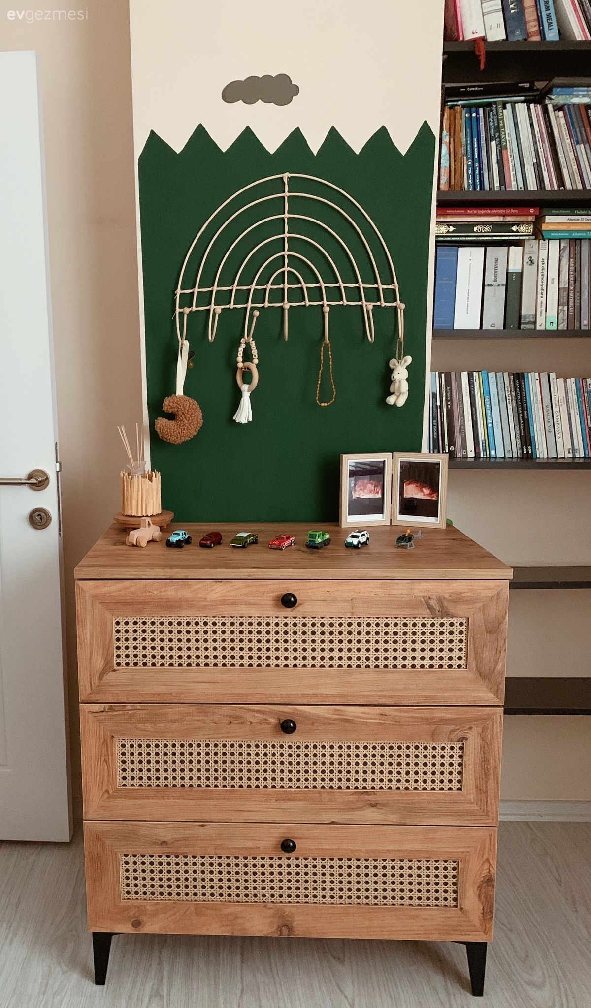 Öncesi&Sonrası: Minik Sahibini Neşeyle Karşılayan Bir Oda!