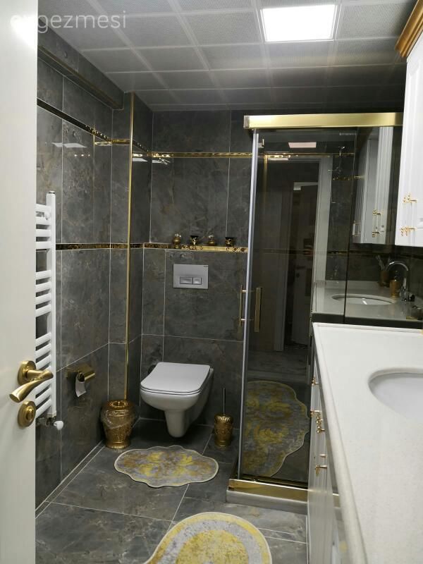 Klasik Şıklıktaki Bu Ev Gösterişli Detayları Çok Seviyor!