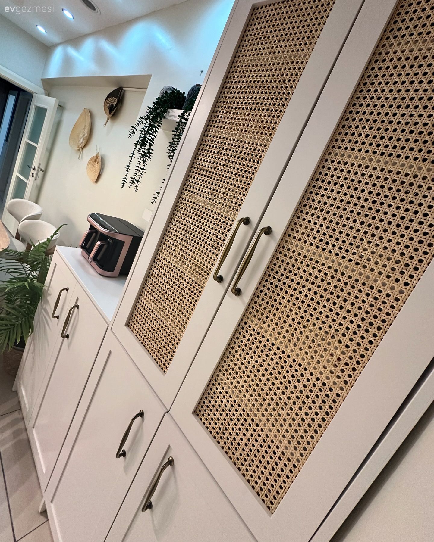 Eski Hali Demode Yeni Hali Modernden de Öte Bir Mutfak!