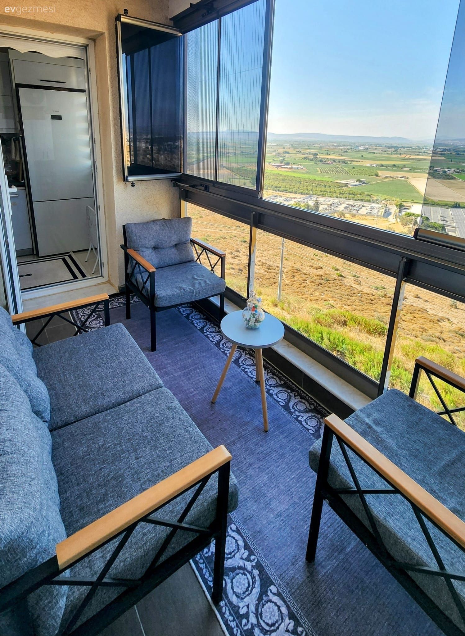 Balkon, Modern, Gri, Balkon masası, Balkon oturma grubu, Kapalı balkon