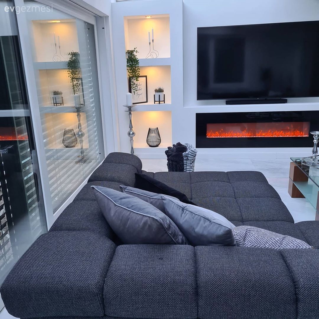 Ev Gezmesi: Modern Çizgiyi Her Detayında Yansıtan Bir Dekor