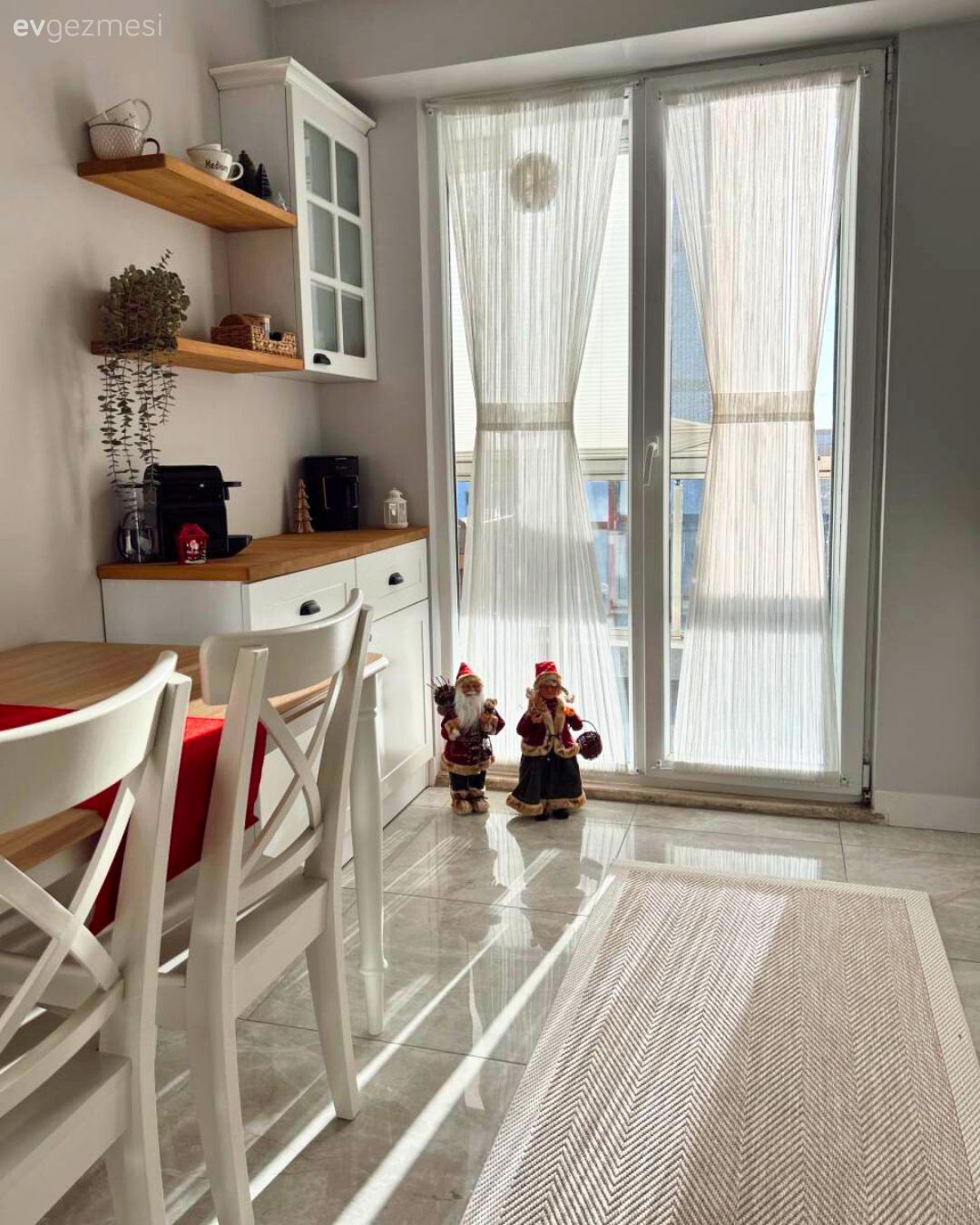 Briz Perde Kullanışlı Mı? Temizliği Nasıl Yapılır?