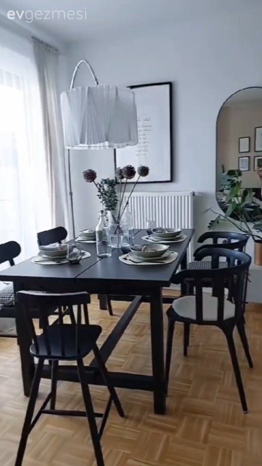 Yemek Odası, Modern, Siyah, Beyaz, Sandalye, Yemek masası, Parke, Avize, Aydınlatma, Ayna, Tablo, Duvar dekorasyonu, Dekoratif Objeler