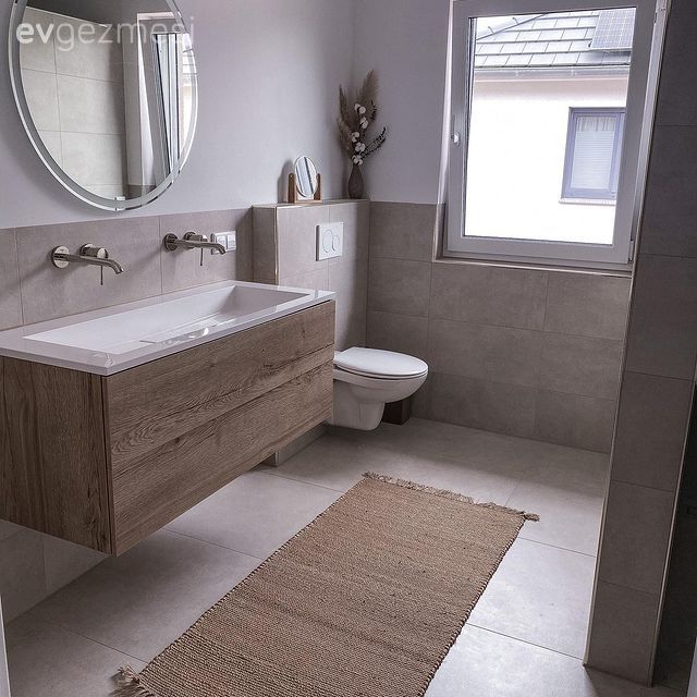 Banyo, Beyaz, Ahşap Mobilya, Yuvarlak ayna, Dekoratif ayna, Banyo dolabı, Banyo paspası
