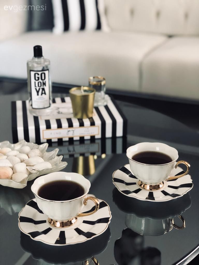 Orta sehpa, Sehpa, Sehpa üstü aksesuarı, Ev Aksesuar, Siyah, Beyaz, Dekoratif Objeler