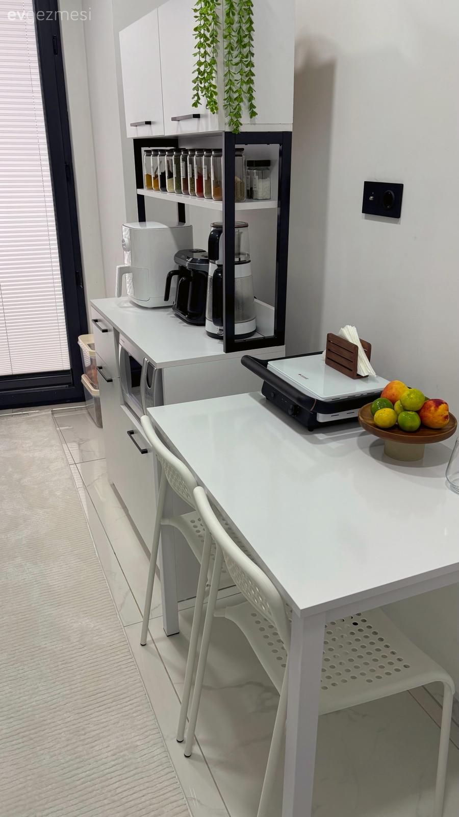 Bu Kocaeli Evinde Büyük Parçalar Modern Detaylar Vintage