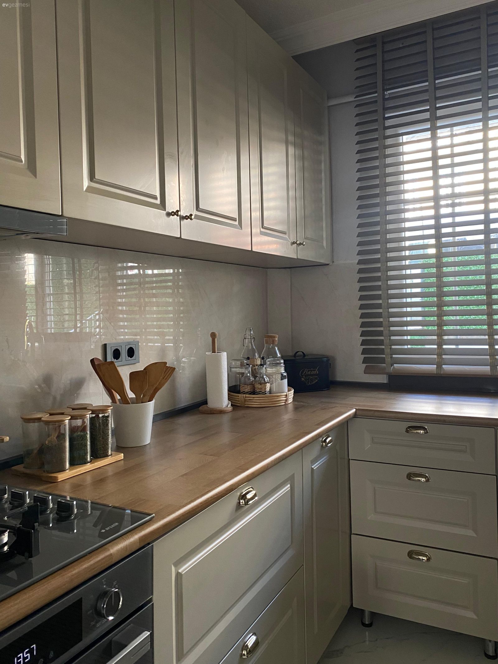 Tek Duvar Mutfak U-Tipine Dönünce Daha Kullanışlı Olmuş