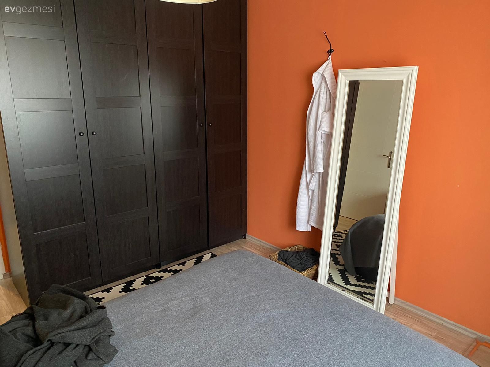 Boş Duvarları Sevmeyen Bir Dekor: Taçkın Bey'in Çanakkale Evi