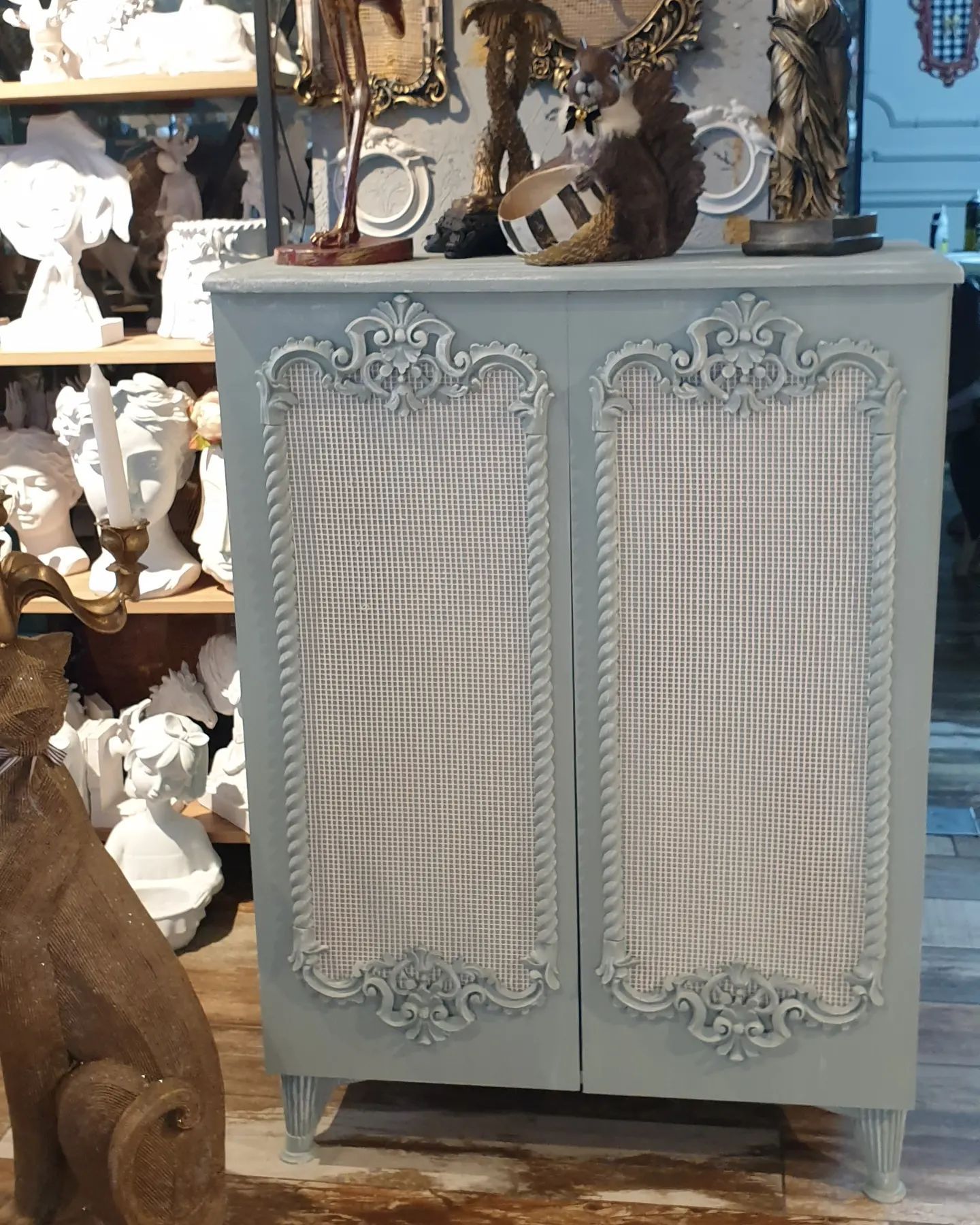 Öncesi&Sonrası: Düz Mobilyalar Adeta Sanat Eserine Dönüşmüş!