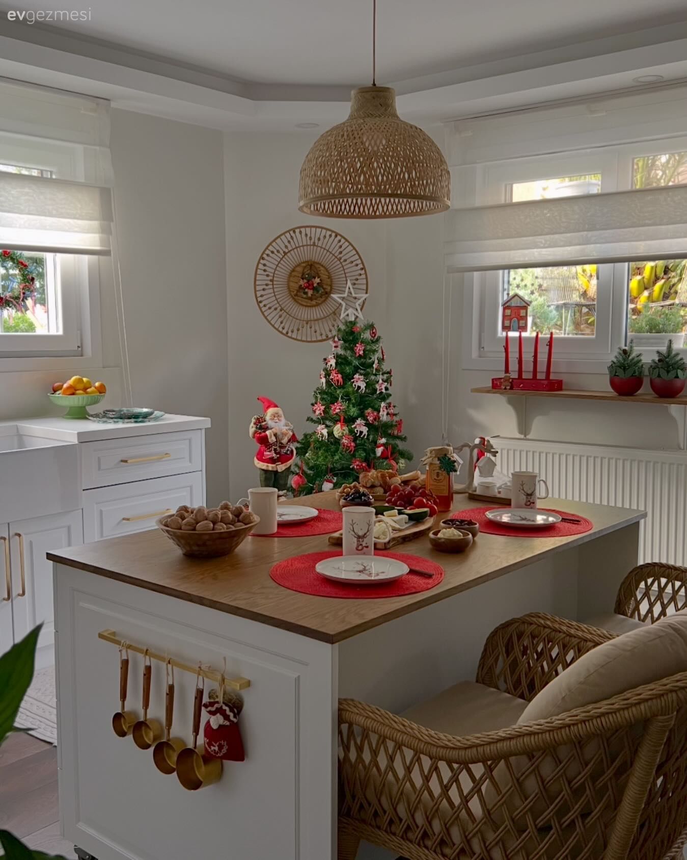 25 Yıllık Bu İstanbul Evinde Değişimin Yönü Country Stile Doğru Olmuş!