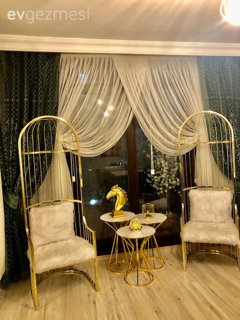 Kafes berjer, Altın, Beyaz, Fon perde, Perde, Tül perde, Yan sehpa, Sehpa