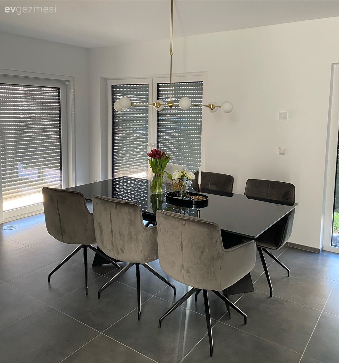 Koca Evde Beyaz, Gri ve Siyah Egemenliğini İlan Etmiş!