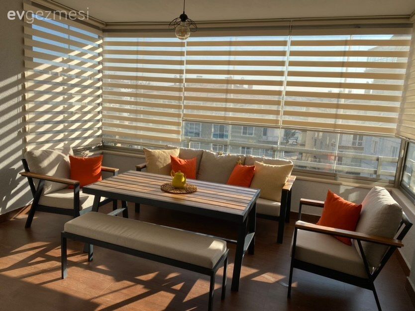 Balkon, Zebra Perde, Perde, Balkon perdesi, Sandalye, Balkon masası, Balkon oturma grubu, Gri, Turuncu, Bank