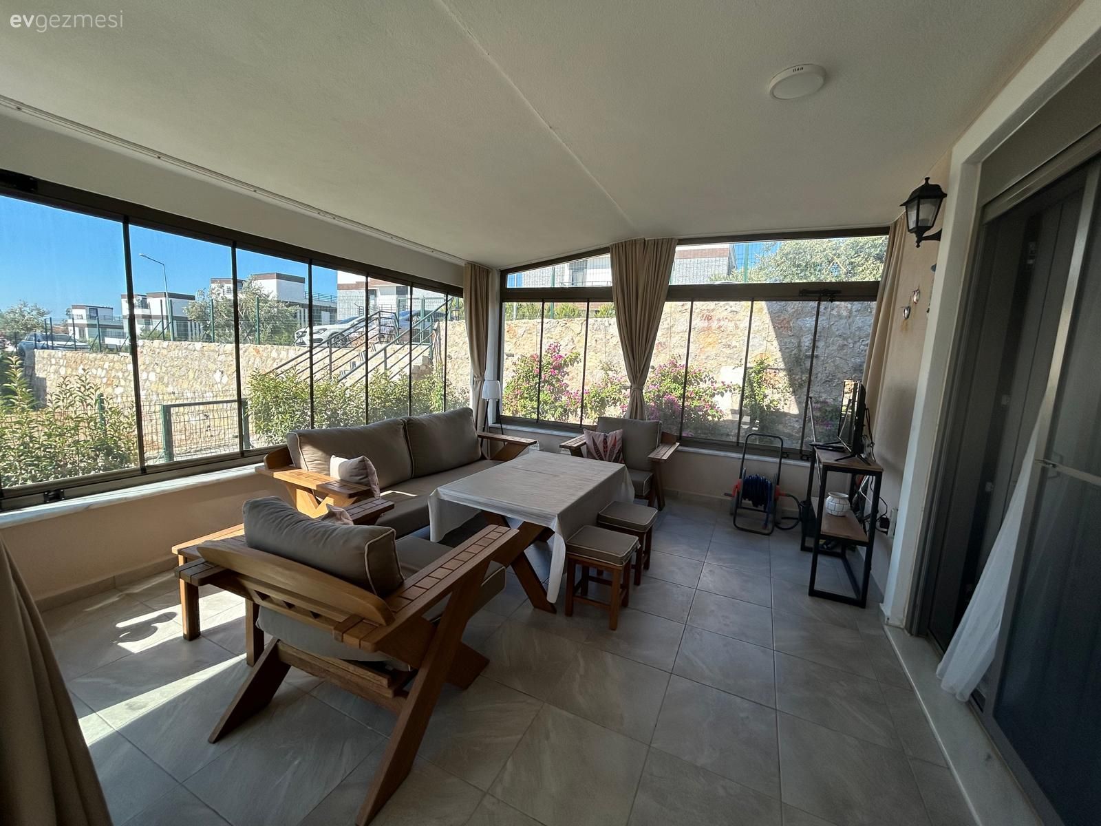 Balkon, Balkon masası, Sandalye, Beyaz, Bej, Ahşap Mobilya