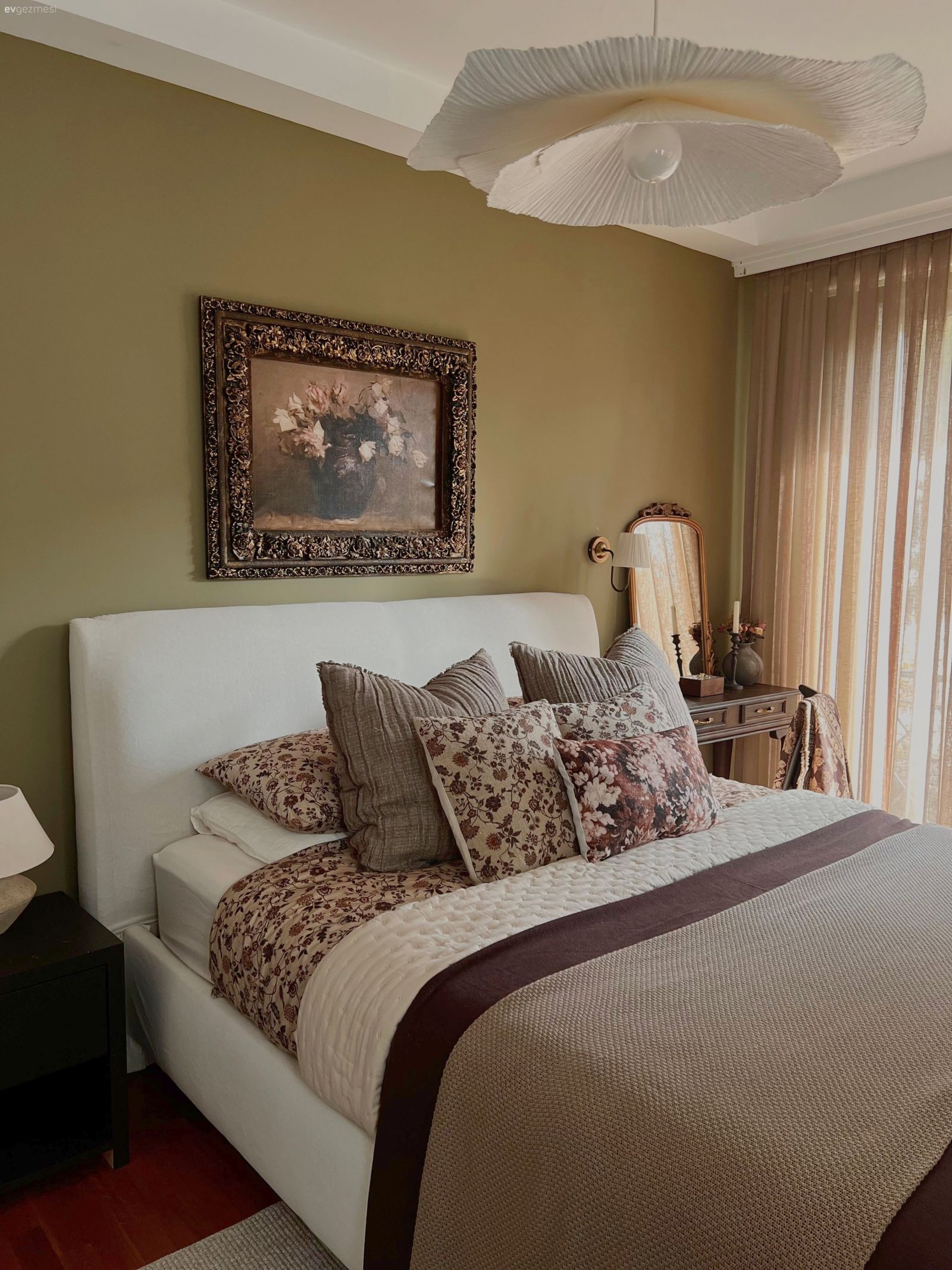 2026 Dekorasyon Trendi Neo Deco: Modern ile Art Deco Kucaklaşması