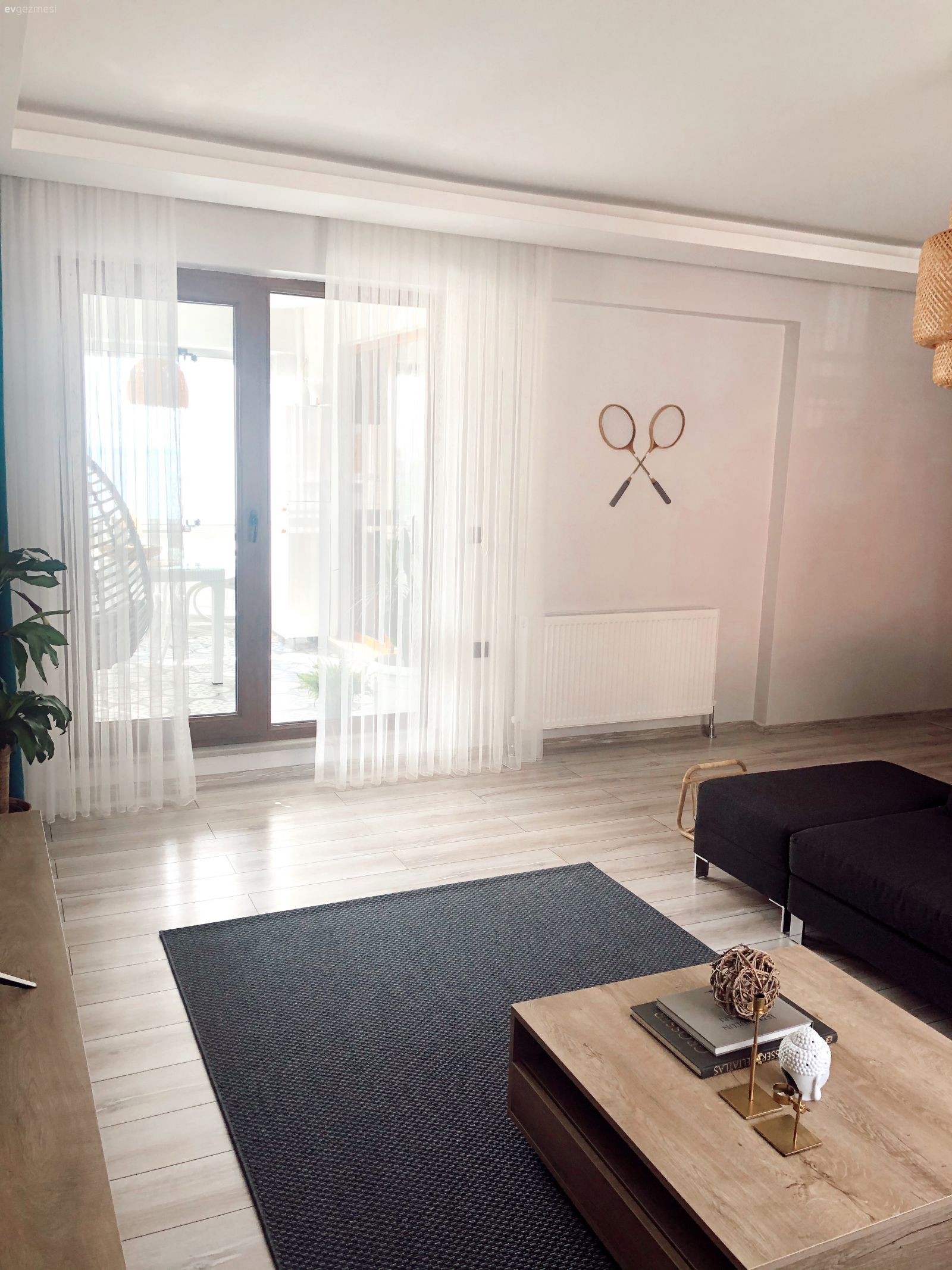 Bu Evde Elinizi Nereye Atsanız Karşınıza Bir Kendin Yap İşi Çıkıyor