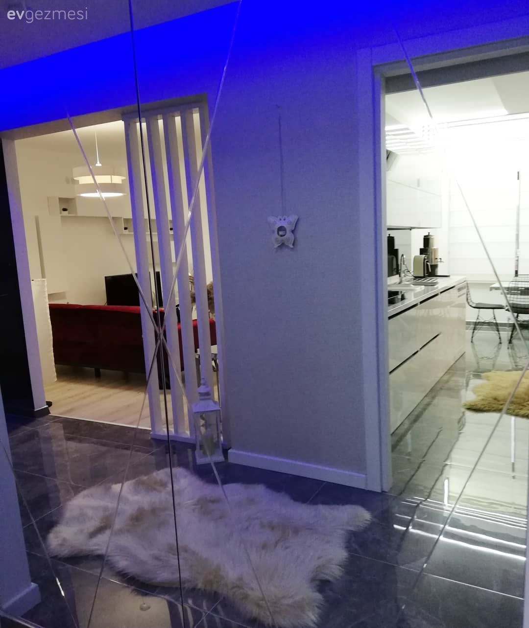 Antre, Beyaz, Zemin seramikleri, Post halı, Halı, Led aydınlatma, Aydınlatma