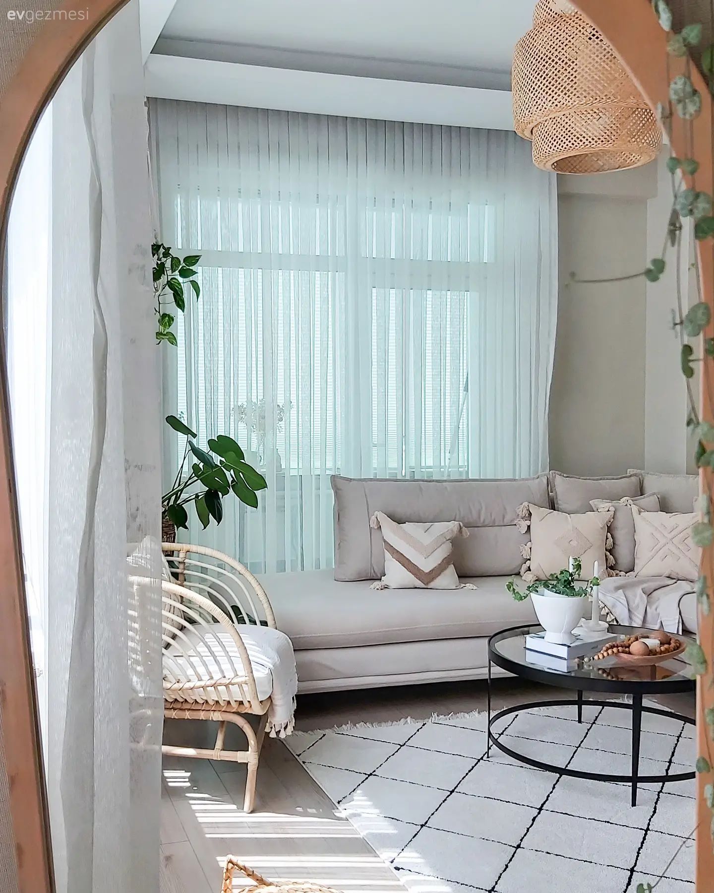 Bohem Stilden Beslenen Bu Evde Pozitif Enerjinin Kaynağı Doğallık!