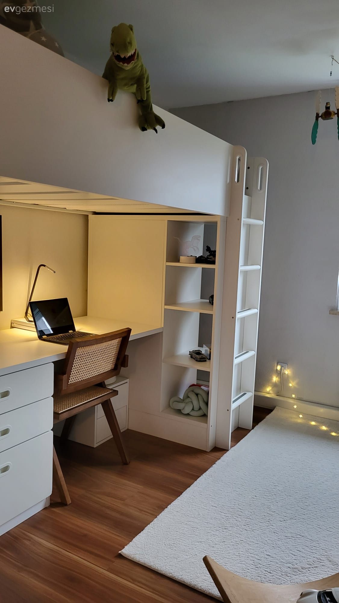 Keskin Hatları Sevmeyen Bu Evde Her Alanın Yumuşak Tavrı Var!