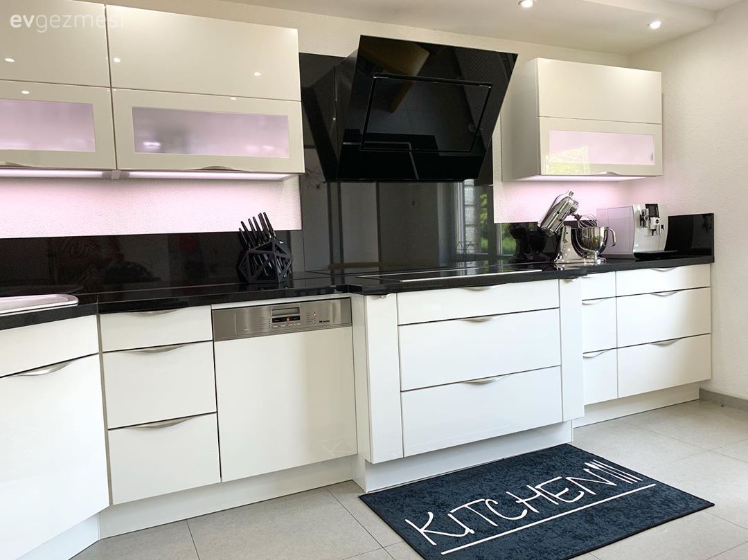 Bu Kocaman Evin Her Odası İçin Ayrı Bir Özen Gösterilmiş!