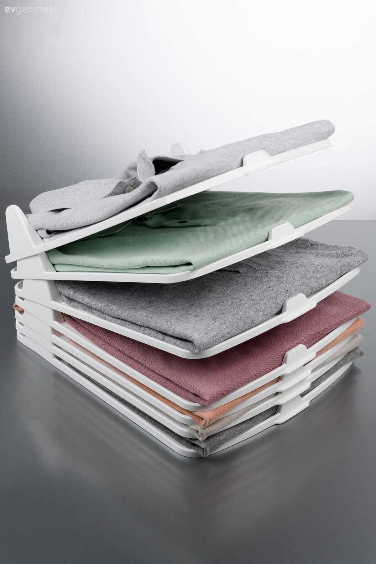 Gardırobunuzu Nasıl Marie Kondo Gibi Düzenli Hale Getirebilirsiniz?