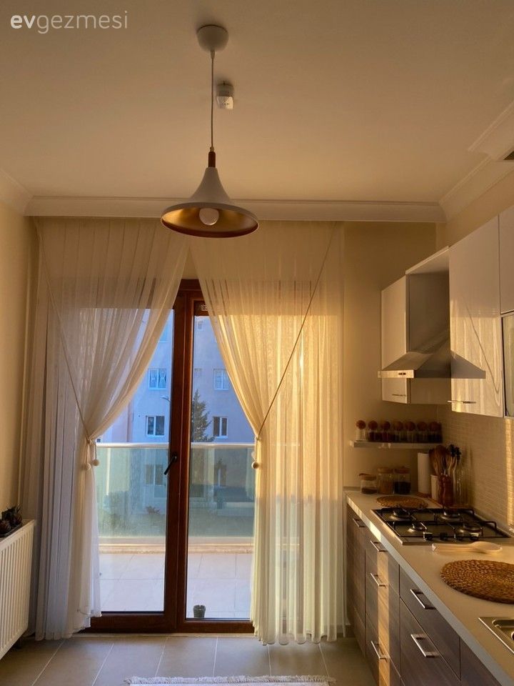 Bu Evin En Belirgin Özelliği Keyfine Düşkün Olması!