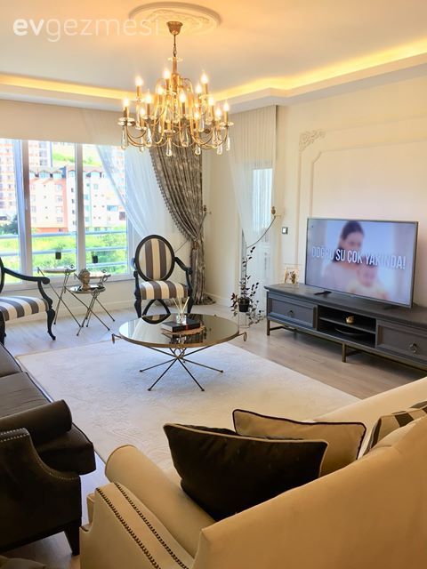 Ev Gezmesi: Renk Ahengiyle Çıtayı Yükselten Bir Ordu Evi