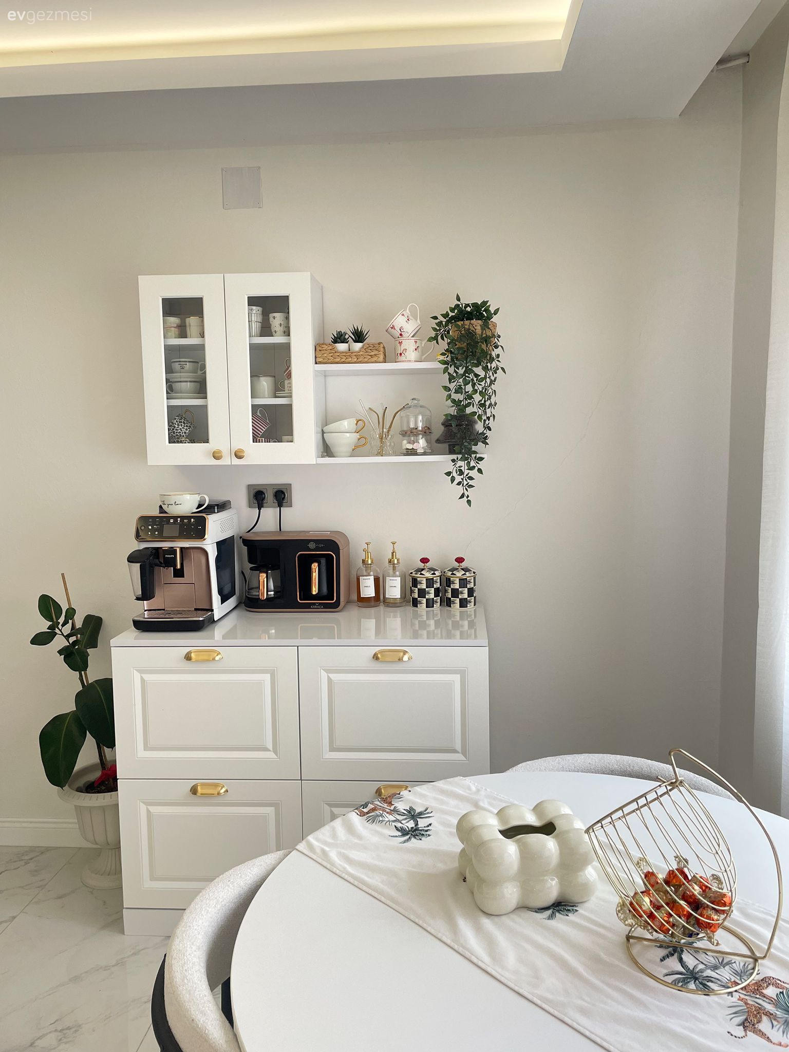 Tek Katlı Bu Adana Evi Tadilattan Sonra Moderne Geçmiş