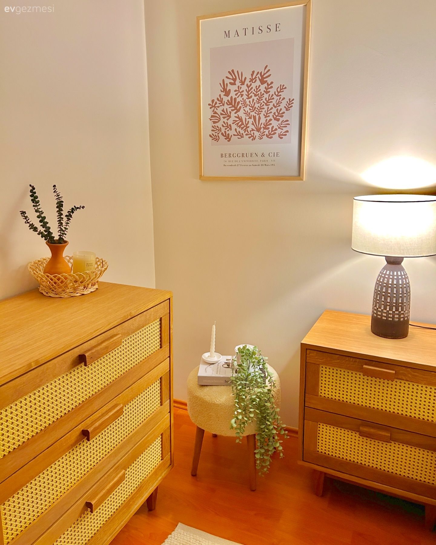 Ahşap Mobilya, Sehpa, Tablo, Duvar dekorasyonu, Abajur, Aydınlatma, Dekoratif Objeler