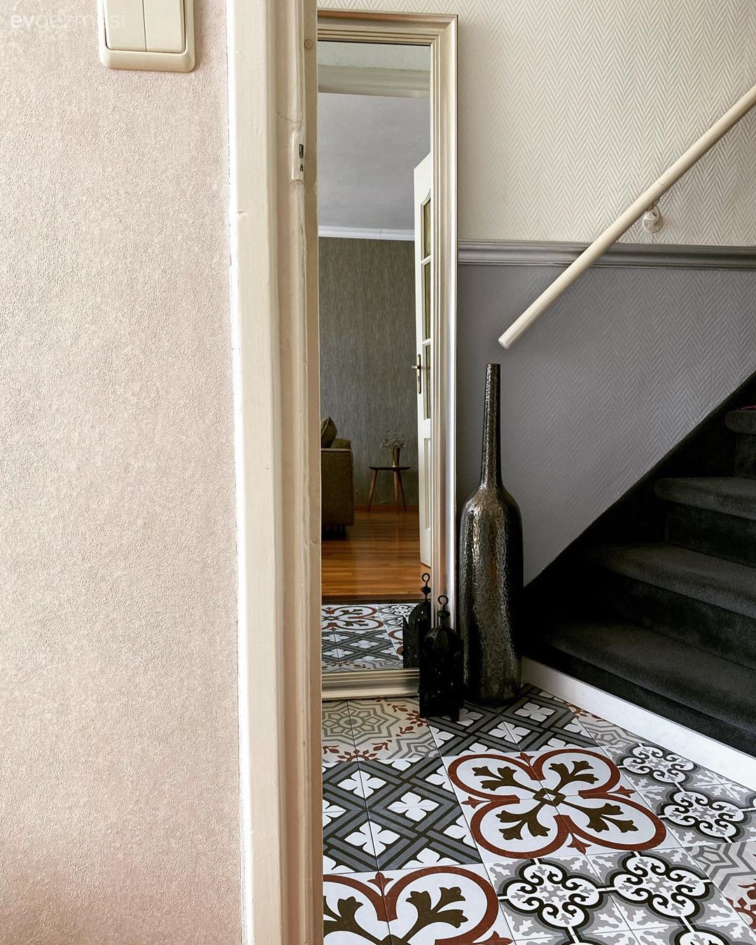 Zemin seramikleri, Vazo, Ev Aksesuar, Gri duvar