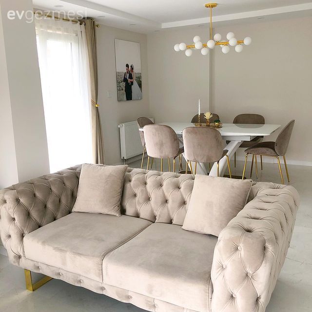 Salon, Modern, Krem, Beyaz, Modern chesterfield, Vizon, Sandalye, Yemek masası, Avize, Aydınlatma, Kırlent, Ev tekstili, Altın, Gri