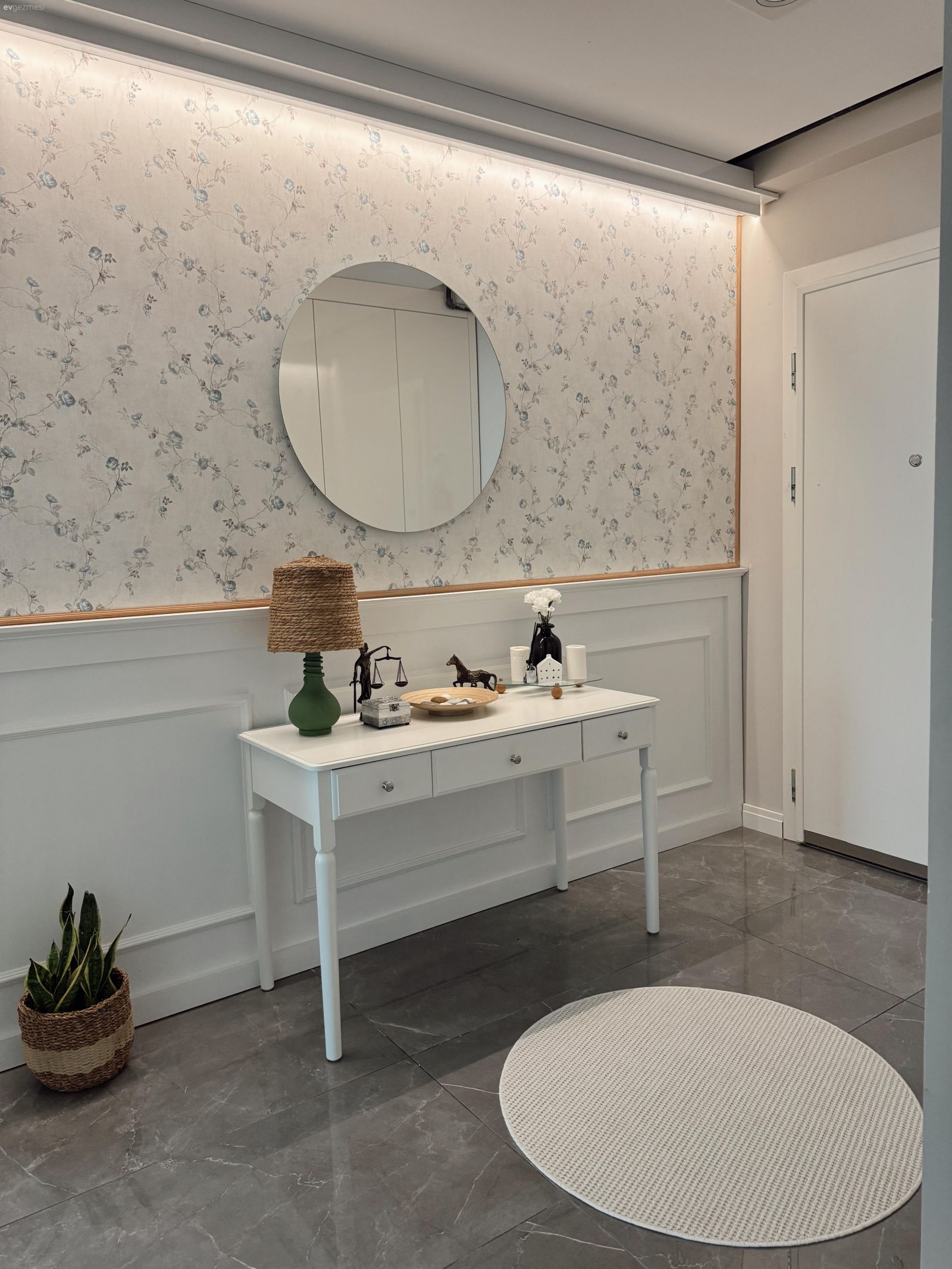 Öncesi&Sonrası: Değişimi Çok Seven Bu Evde Duvarlar Hep Hareketli!