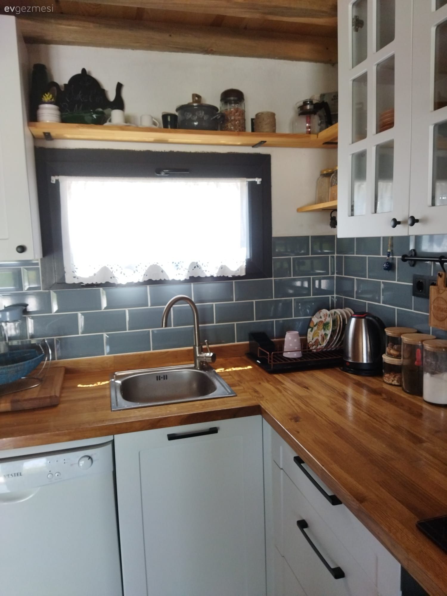 Ev Gezmesi: Doğayı Her Notasıyla Kucaklayan Bir Köy Evi!