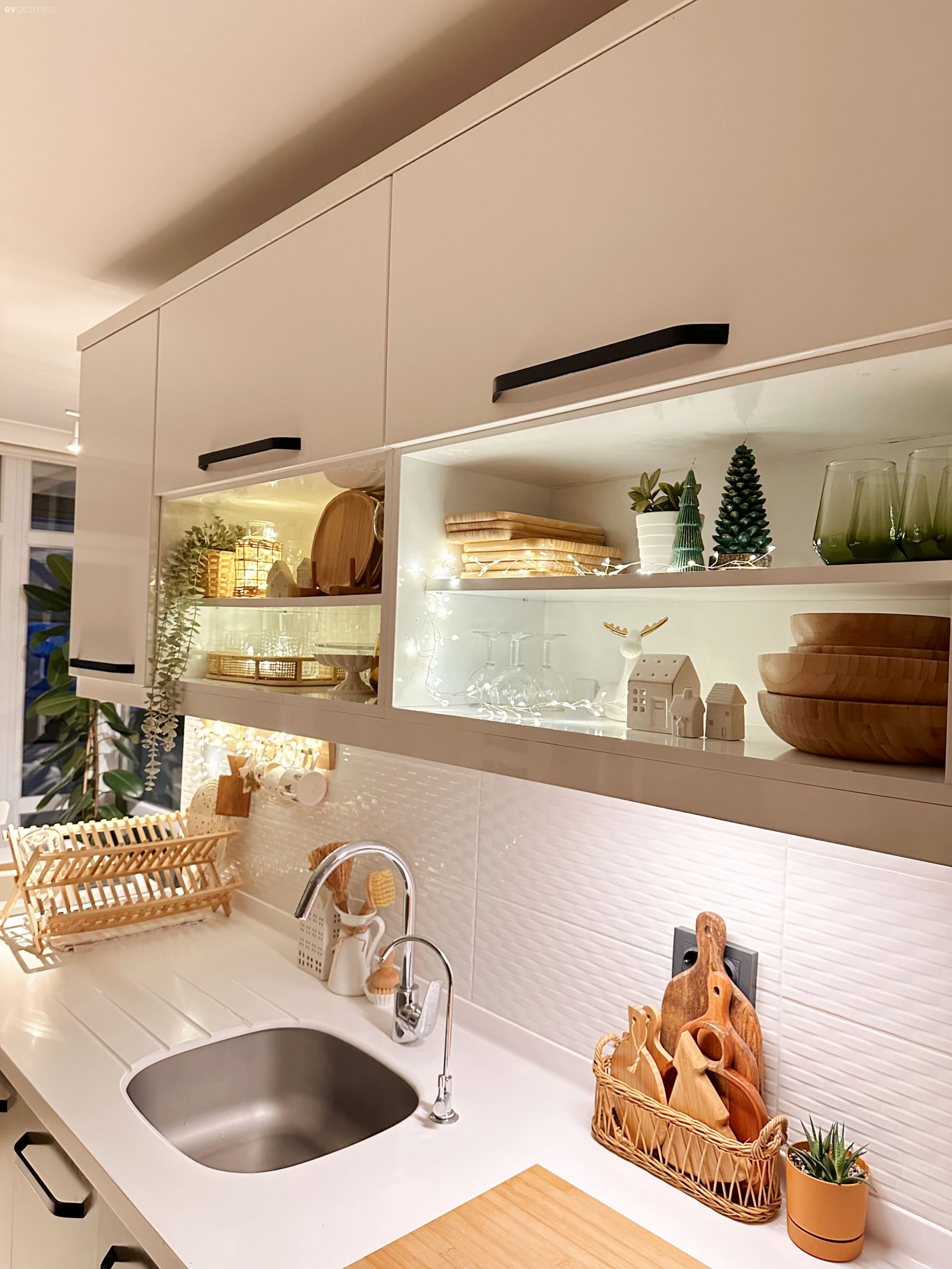 İskandinav Ruhlu Bu Dekorda Küçük Değişiklikler Eve Yeni Soluk Katmış!