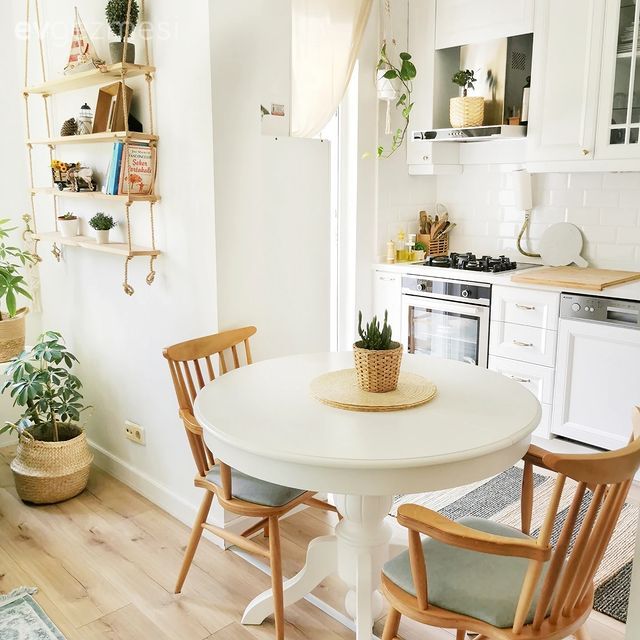 Mutfağında Yer Olmayanlar İçin İki Kişilik Masa Modelleri!