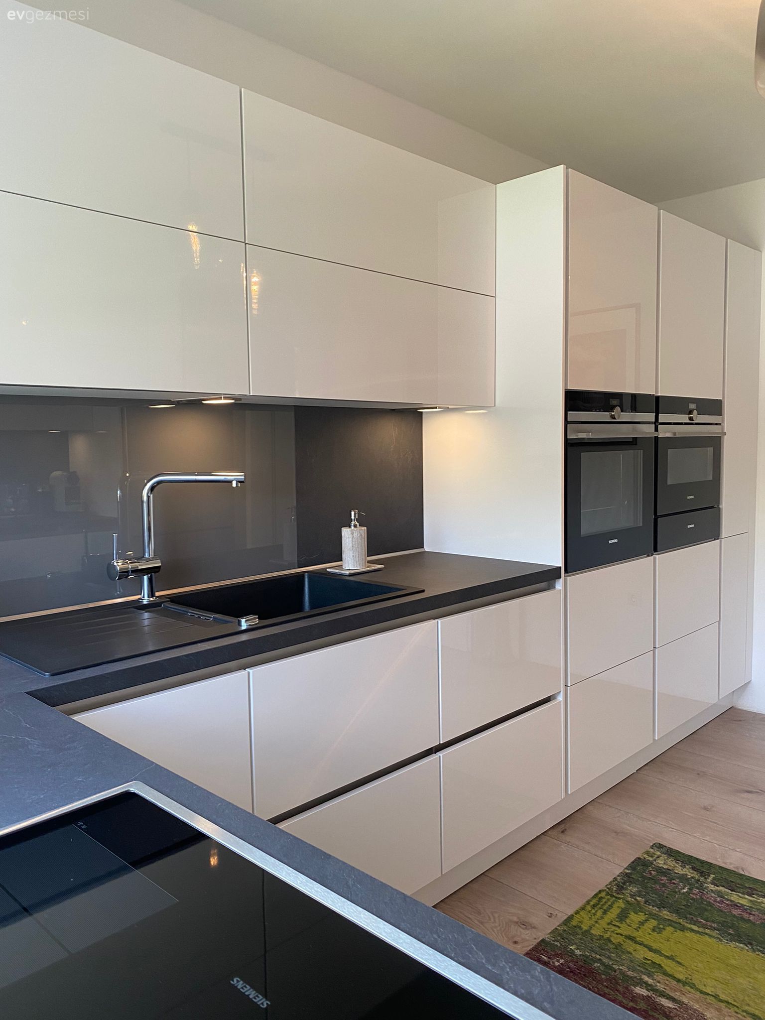 Bu Ev İçin Modası Geçmeyen Tek Şey Sadelik!